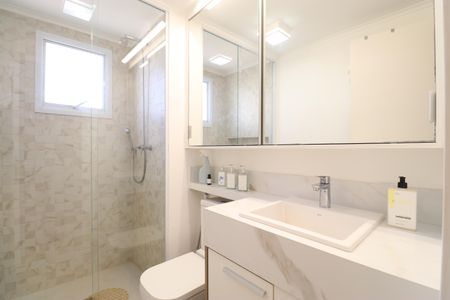 Apartamento à venda com 92m², 2 quartos e 2 vagasBanheiro da Suíte 2