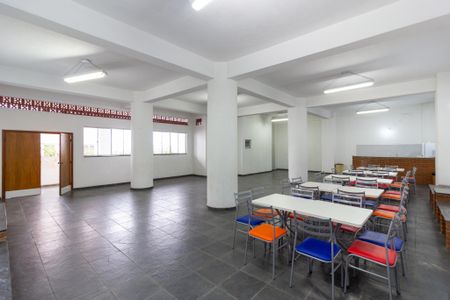 Apartamento à venda com 50m², 2 quartos e 1 vaga Apartamento à venda com 50m², 2 quartos e 1 vagaÁrea comum - Salão de festas 2