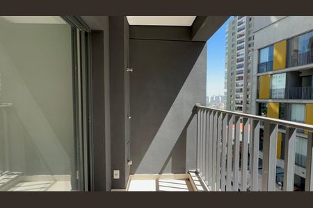 Varanda de kitnet/studio à venda com 1 quarto, 48m² em Sumarezinho, São Paulo
