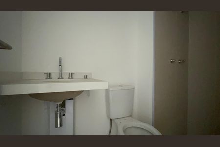 Studio à venda com 32m², 1 quarto e sem vaga Studio à venda com 32m², 1 quarto e sem vagaBanheiro