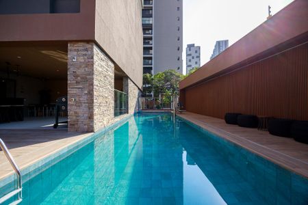 Studio à venda com 30m², 0 quarto e sem vagaPiscina