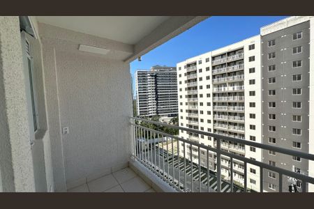 Apartamento à venda com 60m², 3 quartos e 1 vaga Apartamento à venda com 60m², 3 quartos e 1 vagaVaranda