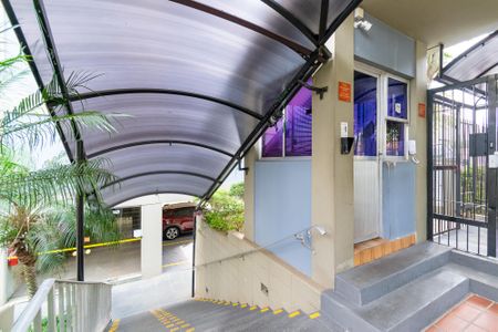 Apartamento à venda com 78m², 2 quartos e 1 vaga Apartamento à venda com 78m², 2 quartos e 1 vagaEntrada do Condomínio