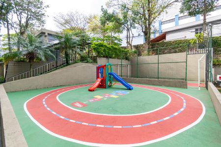 Apartamento à venda com 78m², 2 quartos e 1 vaga Apartamento à venda com 78m², 2 quartos e 1 vagaÁrea comum - Playground