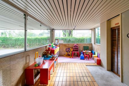 Apartamento à venda com 78m², 2 quartos e 1 vaga Apartamento à venda com 78m², 2 quartos e 1 vagaBrinquedoteca