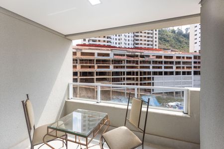 Varanda da Sala de TV de apartamento à venda com 2 quartos, 80m² em Vila da Serra, Nova Lima