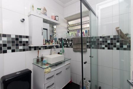 Casa à venda com 149m², 4 quartos e 3 vagasBanheiro 1