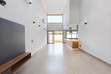 Sala de Estar de casa de condomínio para alugar com 3 quartos, 220m² em Swiss Park, Campinas