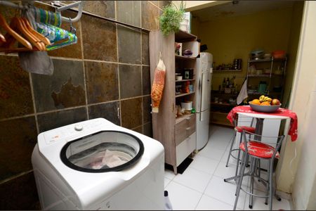 Casa à venda com 70m², 2 quartos e sem vaga Casa à venda com 70m², 2 quartos e sem vagaÁrea de Serviço