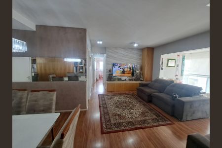 Apartamento à venda com 110m², 3 quartos e 2 vagasSala
