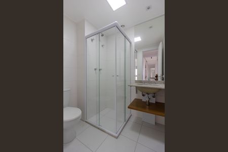 Apartamento para alugar com 88m², 3 quartos e 2 vagas Apartamento para alugar com 88m², 3 quartos e 2 vagasBanheiro social