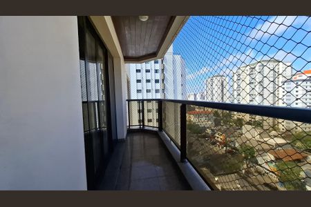 Apartamento à venda com 196m², 4 quartos e 3 vagas Apartamento à venda com 196m², 4 quartos e 3 vagasVaranda Sala