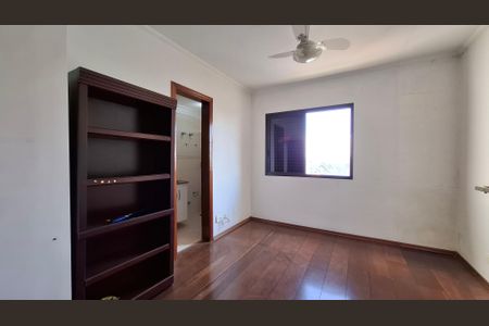 Apartamento à venda com 196m², 4 quartos e 3 vagas Apartamento à venda com 196m², 4 quartos e 3 vagasSuíte 3