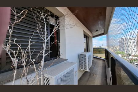 Apartamento à venda com 196m², 4 quartos e 3 vagas Apartamento à venda com 196m², 4 quartos e 3 vagasVaranda Sala