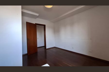 Apartamento à venda com 196m², 4 quartos e 3 vagas Apartamento à venda com 196m², 4 quartos e 3 vagasSuíte 2