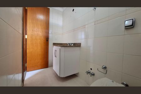 Apartamento à venda com 196m², 4 quartos e 3 vagas Apartamento à venda com 196m², 4 quartos e 3 vagasBanheiro da Suíte 3