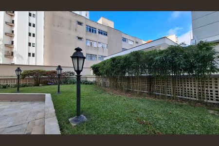 Apartamento à venda com 196m², 4 quartos e 3 vagas Apartamento à venda com 196m², 4 quartos e 3 vagasÁrea comum