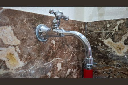 Apartamento à venda com 196m², 4 quartos e 3 vagas Apartamento à venda com 196m², 4 quartos e 3 vagasLavabo