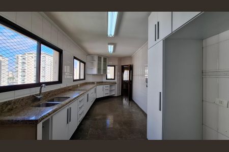 Apartamento à venda com 196m², 4 quartos e 3 vagas Apartamento à venda com 196m², 4 quartos e 3 vagasCozinha