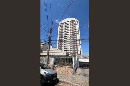 Apartamento para alugar com 77m², 3 quartos e 1 vaga Apartamento para alugar com 77m², 3 quartos e 1 vagaFachada