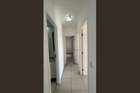 Apartamento para alugar com 77m², 3 quartos e 1 vaga Apartamento para alugar com 77m², 3 quartos e 1 vagaCorredor