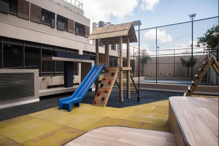 Apartamento à venda com 40m², 1 quarto e sem vagaÁrea comum - Playground
