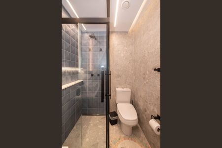 Apartamento à venda com 197m², 3 quartos e 3 vagasBanheiro da Suíte 2