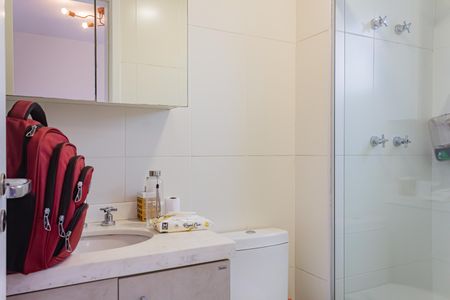 Apartamento à venda com 159m², 4 quartos e 2 vagas Apartamento à venda com 159m², 4 quartos e 2 vagasBanheiro da Suíte 2