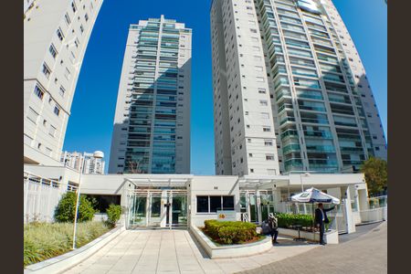Apartamento à venda com 159m², 4 quartos e 2 vagas Apartamento à venda com 159m², 4 quartos e 2 vagasFachada