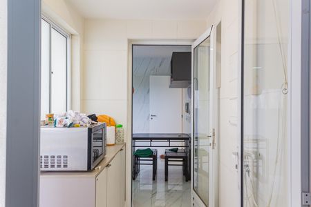 Apartamento à venda com 159m², 4 quartos e 2 vagas Apartamento à venda com 159m², 4 quartos e 2 vagasÁrea de Serviço