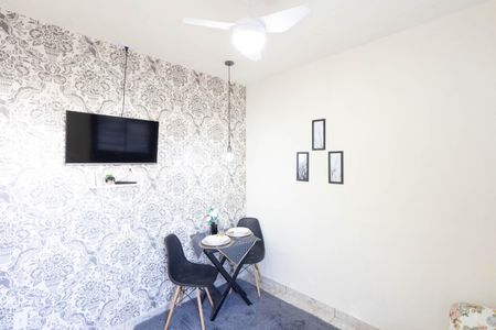 Sala de apartamento para alugar com 1 quarto, 30m² em Campo Grande, Rio de Janeiro