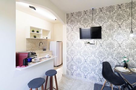 Sala de apartamento para alugar com 1 quarto, 30m² em Campo Grande, Rio de Janeiro
