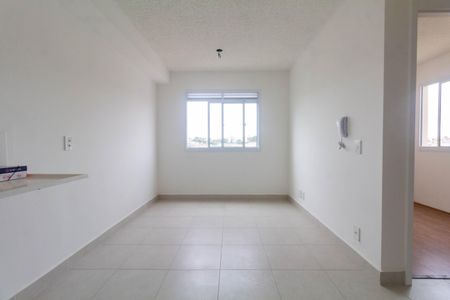 Sala/Cozinha de apartamento para alugar com 2 quartos, 32m² em Engenheiro Goulart, São Paulo