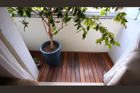 Sacada de apartamento para alugar com 3 quartos, 63m² em Vila Divina Pastora, São Paulo