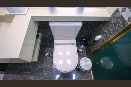 Apartamento à venda com 63m², 3 quartos e 1 vaga Apartamento à venda com 63m², 3 quartos e 1 vagaBanheiro