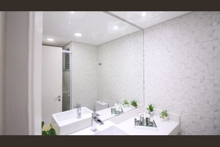 Apartamento à venda com 64m², 3 quartos e 1 vaga Apartamento à venda com 64m², 3 quartos e 1 vagaBanheiro