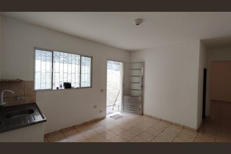 Cozinha de casa para alugar com 1 quarto, 55m² em Parque Sao Francisco, Ferraz de Vasconcelos