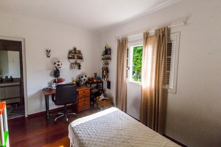 Casa à venda com 400m², 4 quartos e 4 vagas Casa à venda com 400m², 4 quartos e 4 vagasSuíte 3