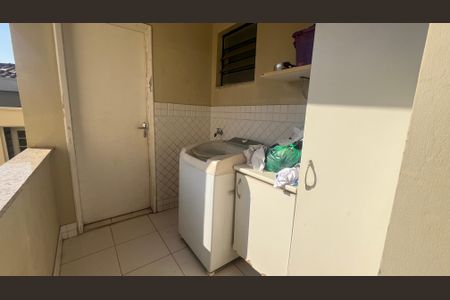 Casa à venda com 130m², 4 quartos e 4 vagas Casa à venda com 130m², 4 quartos e 4 vagasÁrea de Serviço