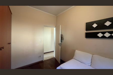 Casa à venda com 130m², 4 quartos e 4 vagas Casa à venda com 130m², 4 quartos e 4 vagasQuarto 1