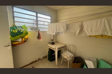 Casa à venda com 130m², 4 quartos e 4 vagas Casa à venda com 130m², 4 quartos e 4 vagasQuarto de Serviço
