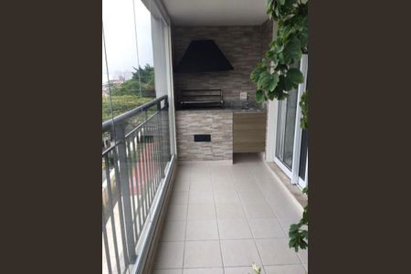 Apartamento à venda com 120m², 3 quartos e 2 vagas Apartamento à venda com 120m², 3 quartos e 2 vagasVaranda