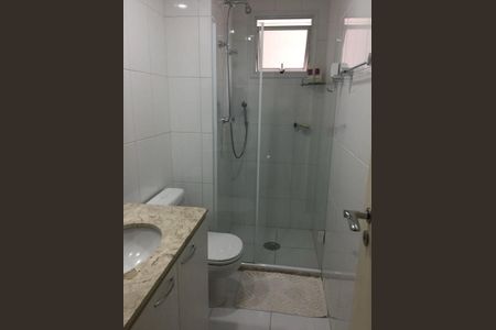 Apartamento à venda com 120m², 3 quartos e 2 vagas Apartamento à venda com 120m², 3 quartos e 2 vagasBanheiro
