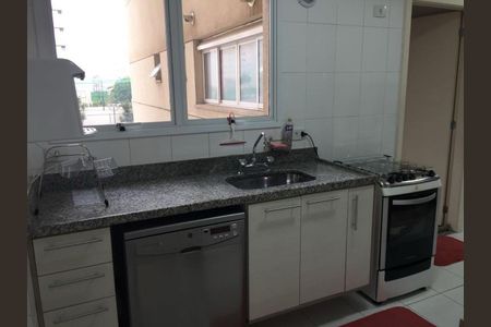Apartamento à venda com 120m², 3 quartos e 2 vagas Apartamento à venda com 120m², 3 quartos e 2 vagasCozinha