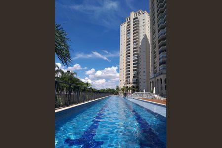 Apartamento à venda com 120m², 3 quartos e 2 vagas Apartamento à venda com 120m², 3 quartos e 2 vagasPiscina