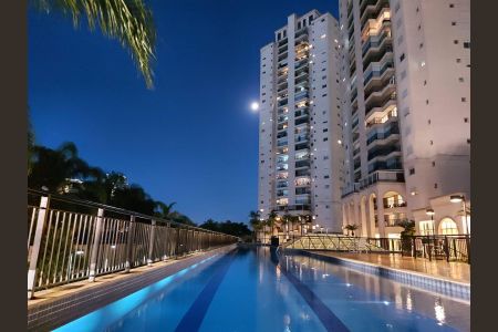 Apartamento à venda com 120m², 3 quartos e 2 vagas Apartamento à venda com 120m², 3 quartos e 2 vagasPiscina