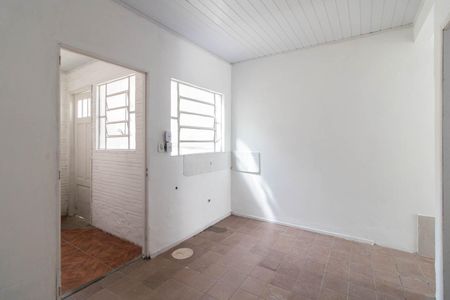 Sala/Cozinha de casa para alugar com 1 quarto, 30m² em Medianeira, Porto Alegre