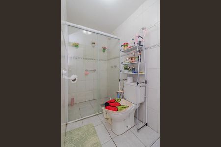 Apartamento à venda com 62m², 2 quartos e 1 vaga Apartamento à venda com 62m², 2 quartos e 1 vagaBanheiro