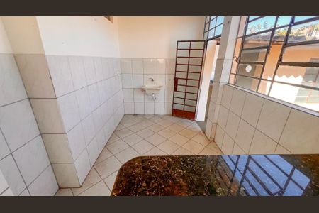 Casa à venda com 340m², 8 quartos e 3 vagas Casa à venda com 340m², 8 quartos e 3 vagasCozinha