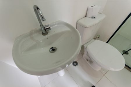 Apartamento à venda com 35m², 2 quartos e sem vaga Apartamento à venda com 35m², 2 quartos e sem vagaBanheiro